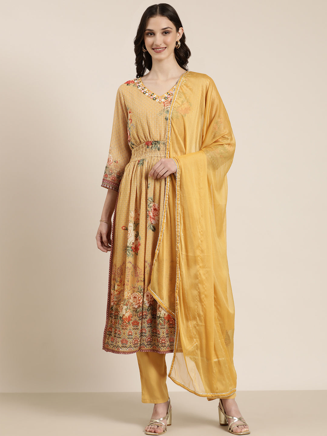 Women Mustard Floral Kurta Set