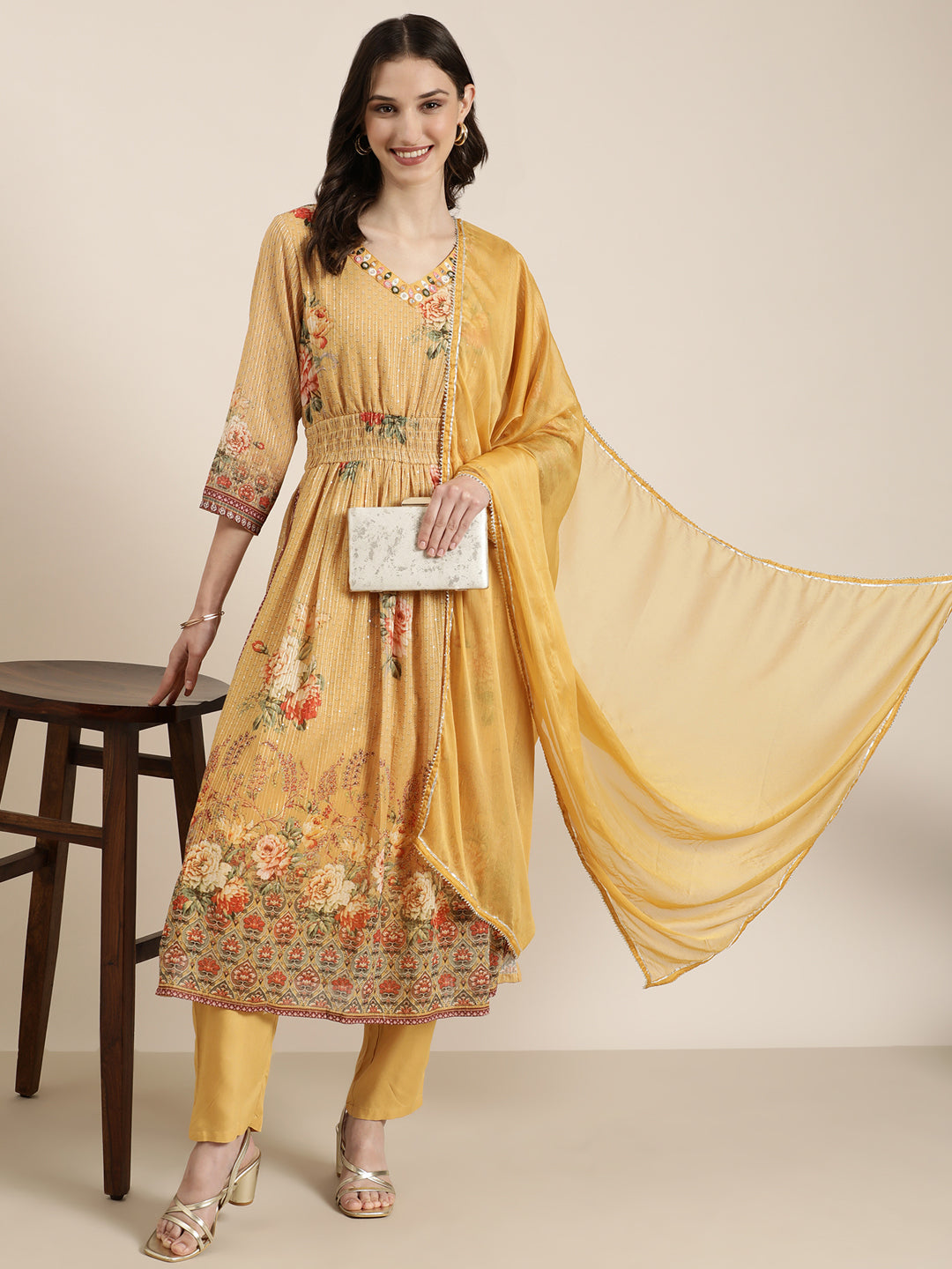 Women Mustard Floral Kurta Set