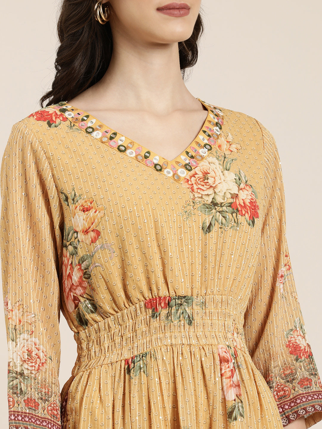 Women Mustard Floral Kurta Set