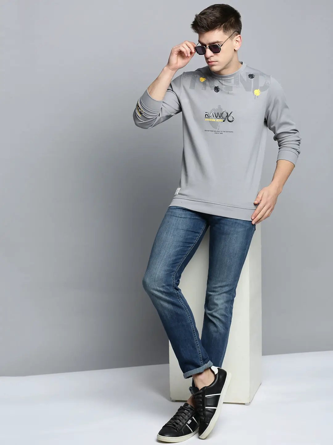 Men's Grey Printed Casual Sweatshirt