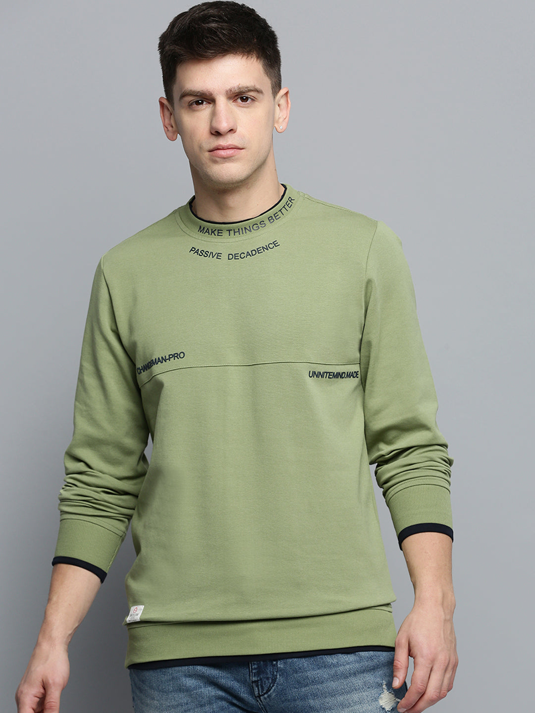 Men Green Solid Casual Sweatshirt