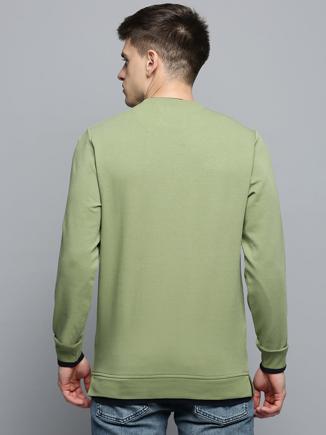 Men Green Solid Casual Sweatshirt