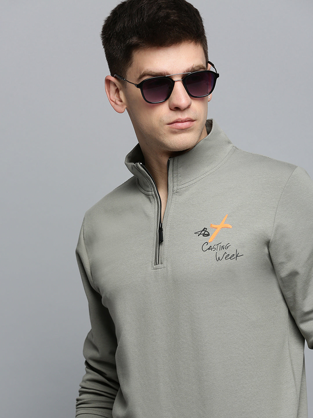 Men Grey Solid Casual Sweatshirt