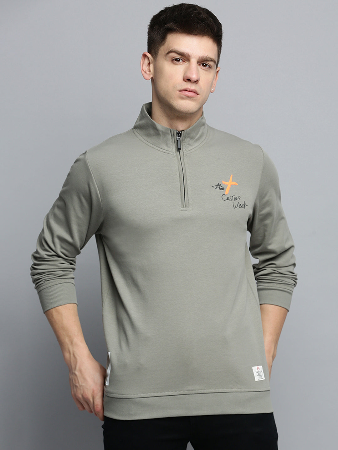 Men Grey Solid Casual Sweatshirt