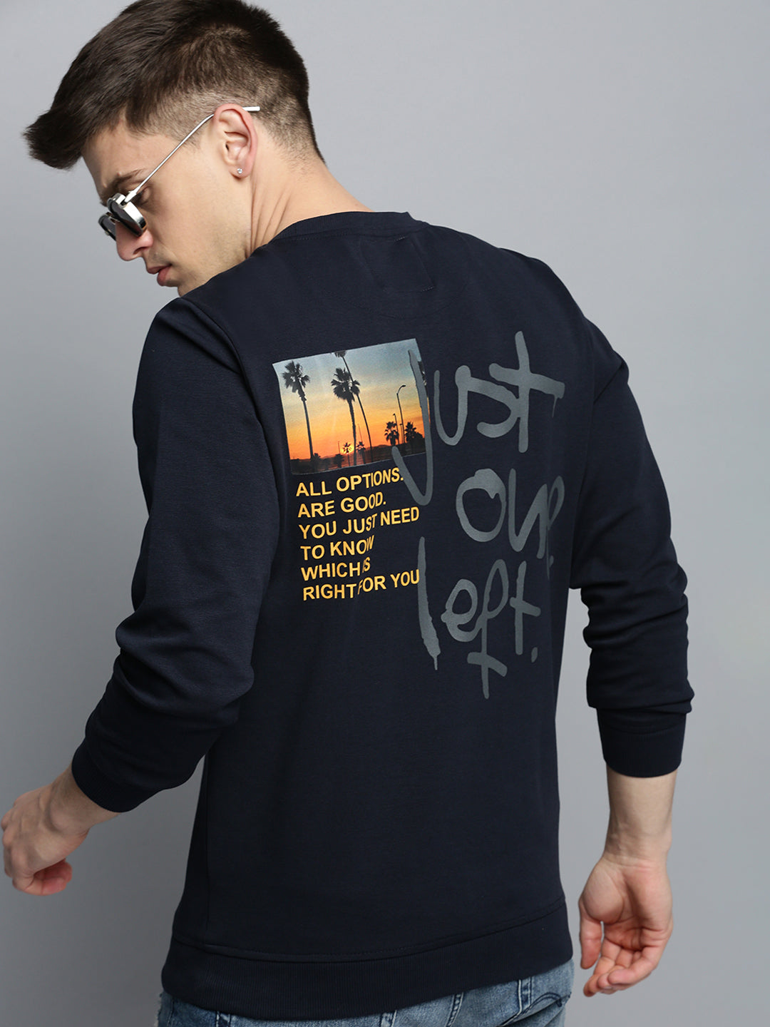 Men Navy Solid Casual Sweatshirt