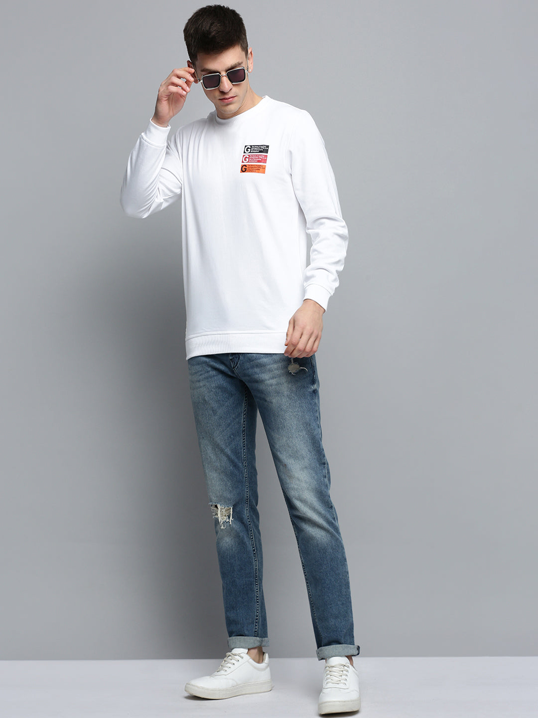 Men White Solid Casual Sweatshirt