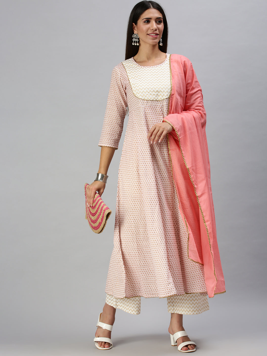 Women's White & Pink Printed Kurta Sets