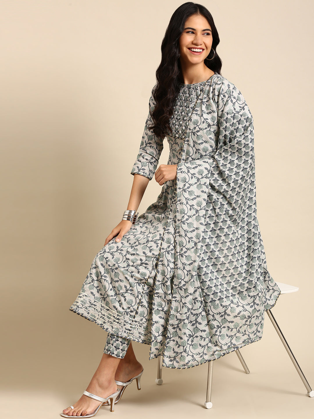 Women's Grey Printed Kurta Set