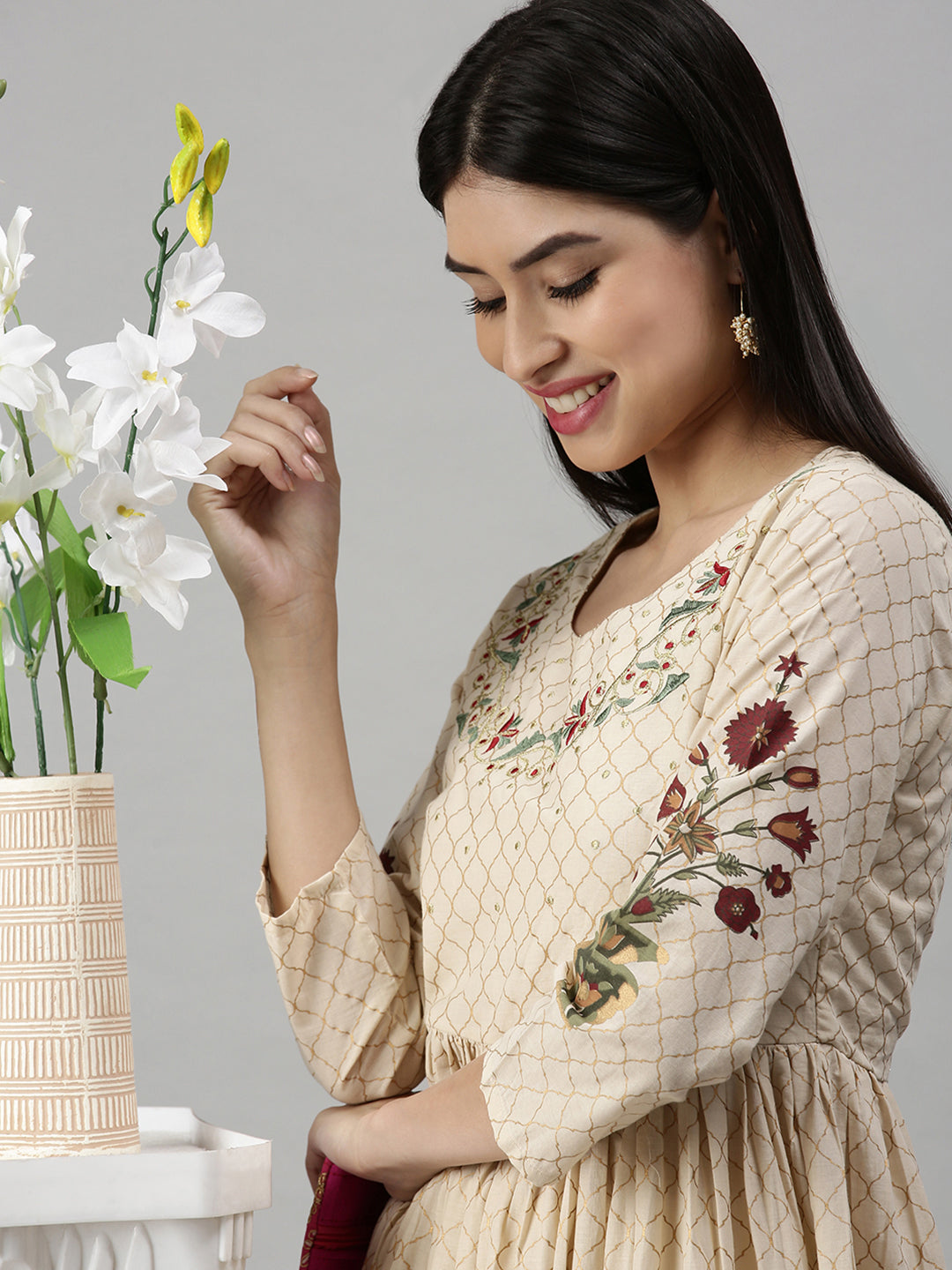 Women's Beige Floral Anarkali Kurta