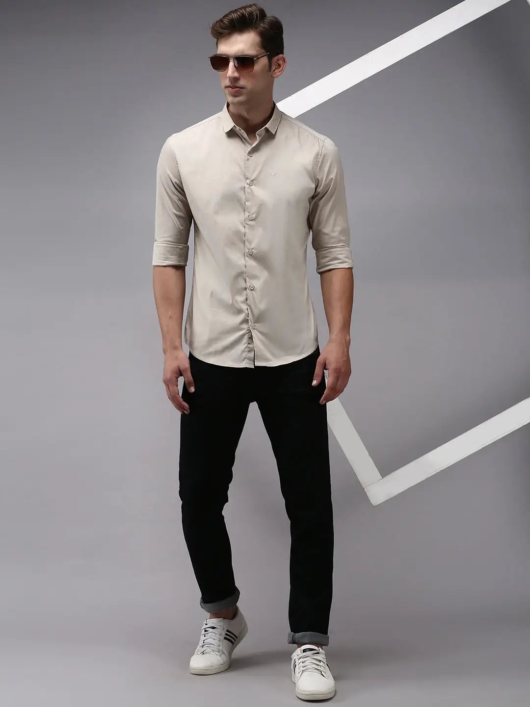 Men's Beige Solid Casual Shirt