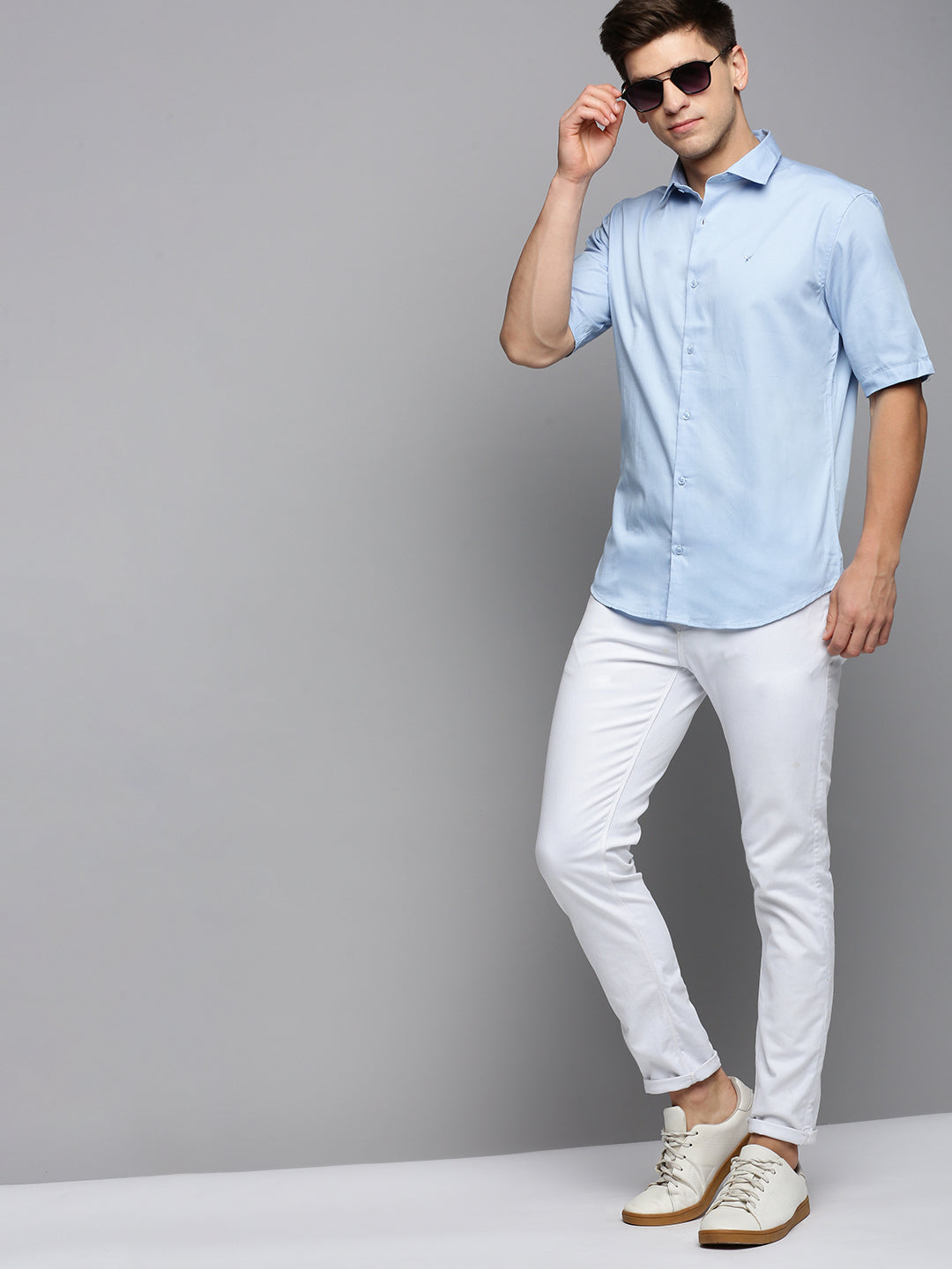 Men Blue Solid Casual Shirt