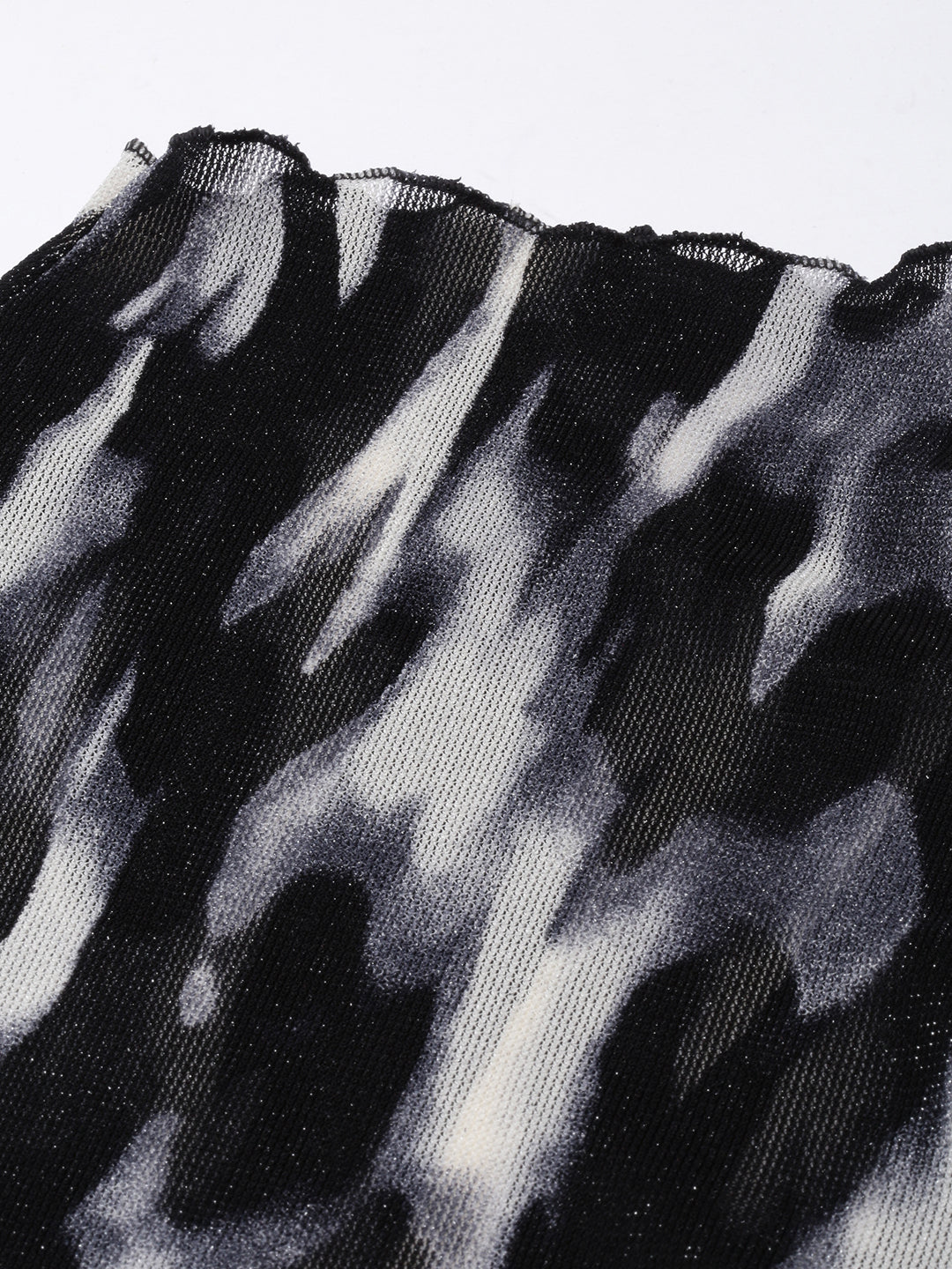 Women's Black Abstract Fitted Top