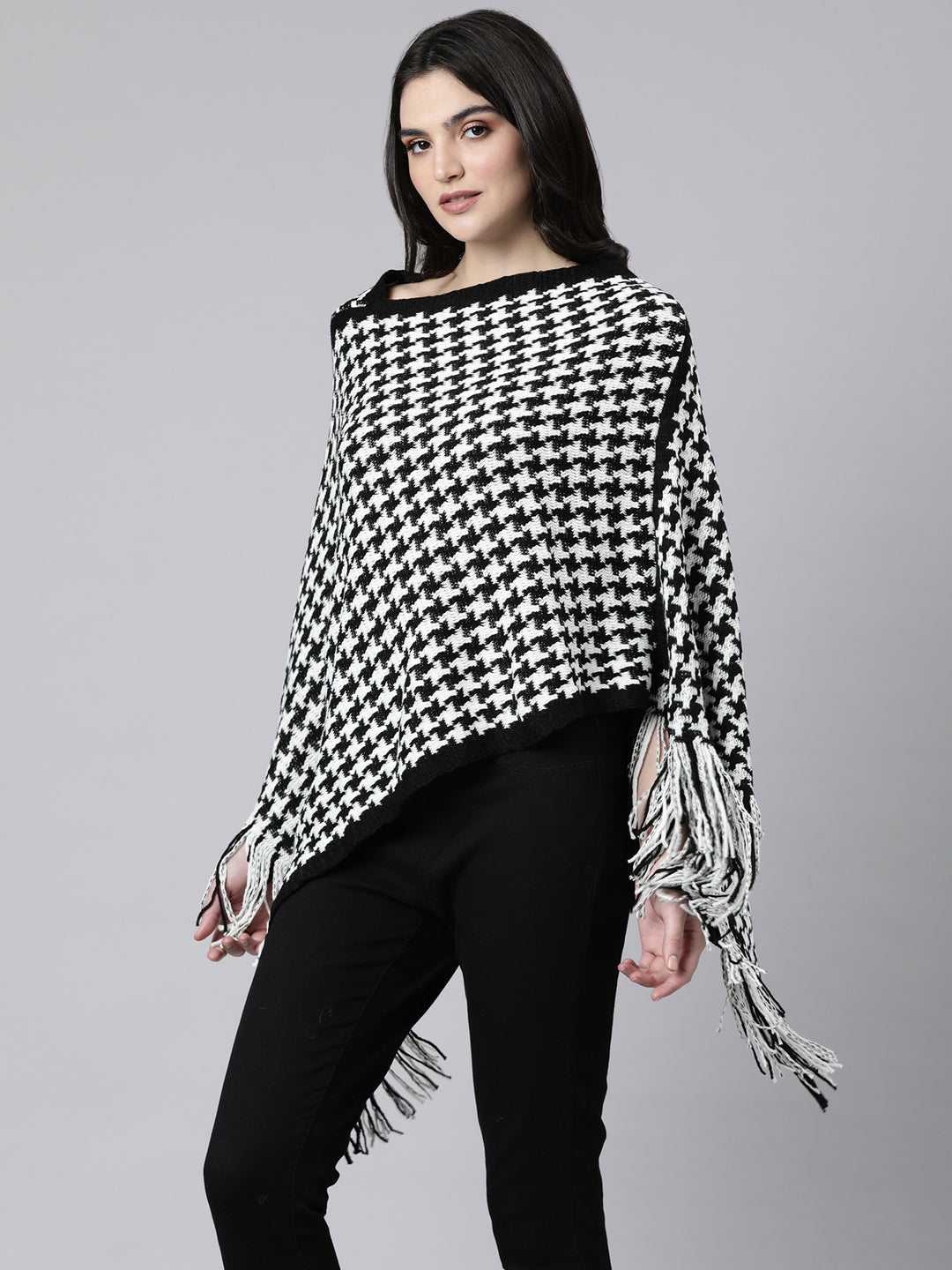Women's Geometric Longline White Poncho