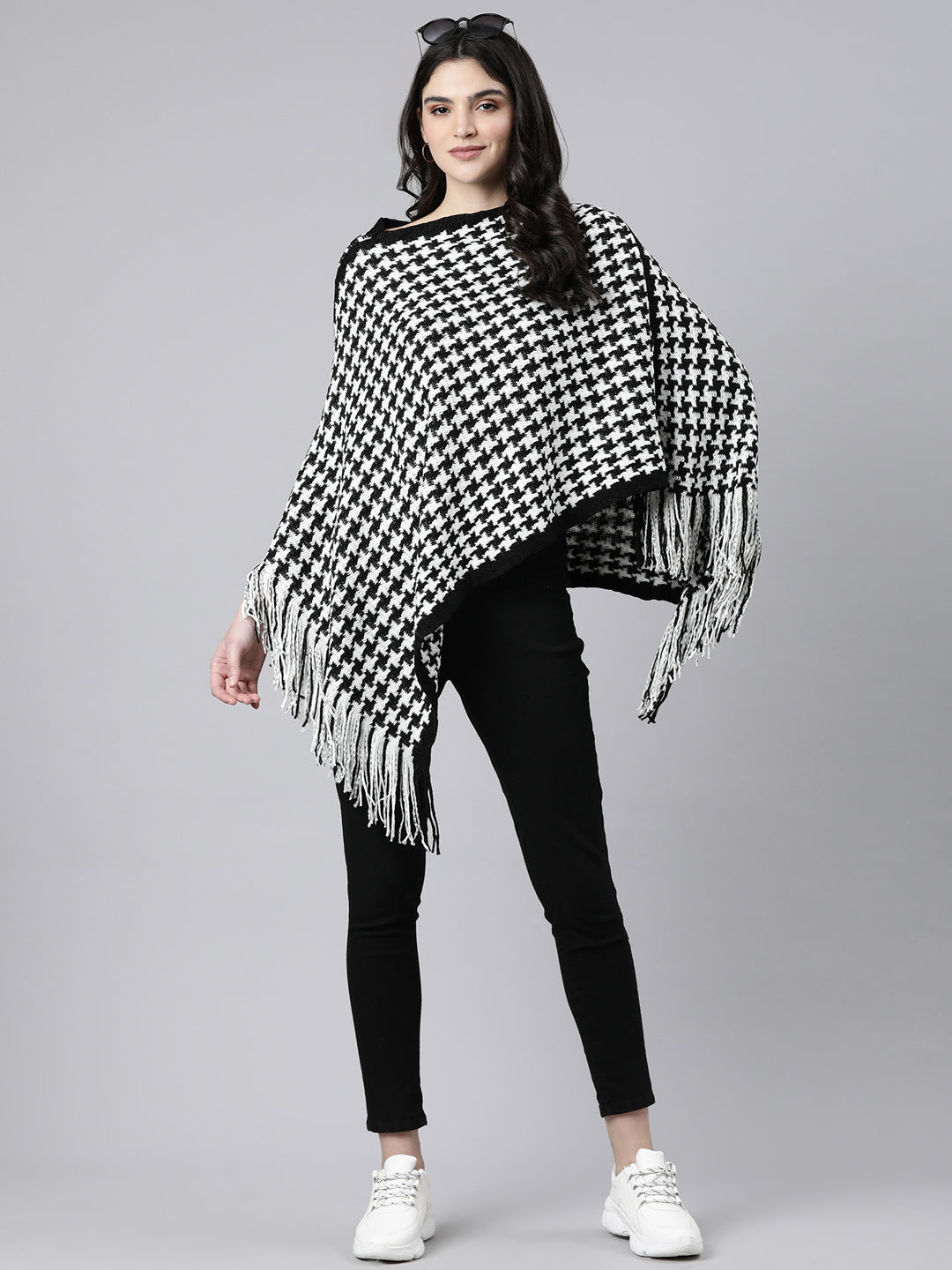 Women's Geometric Longline White Poncho
