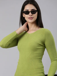 Women's V-Neck Solid Regular Sleeves Fitted Green Top