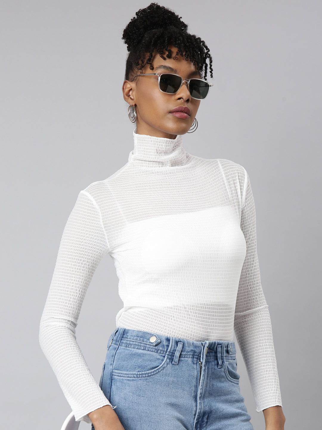 Women White Solid Top