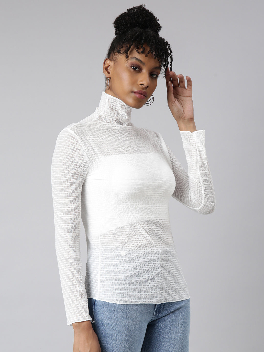 Women White Solid Top