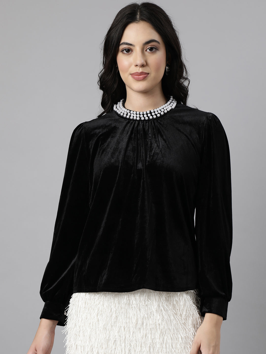 Women Solid Black Top