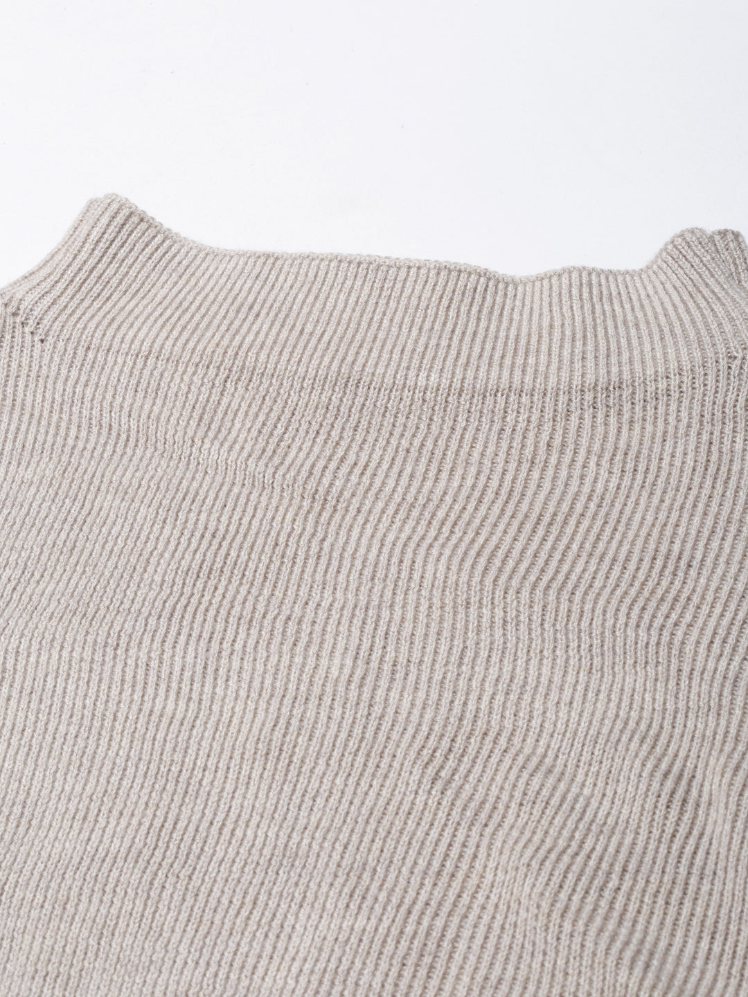 Women's Solid Beige Fitted Top