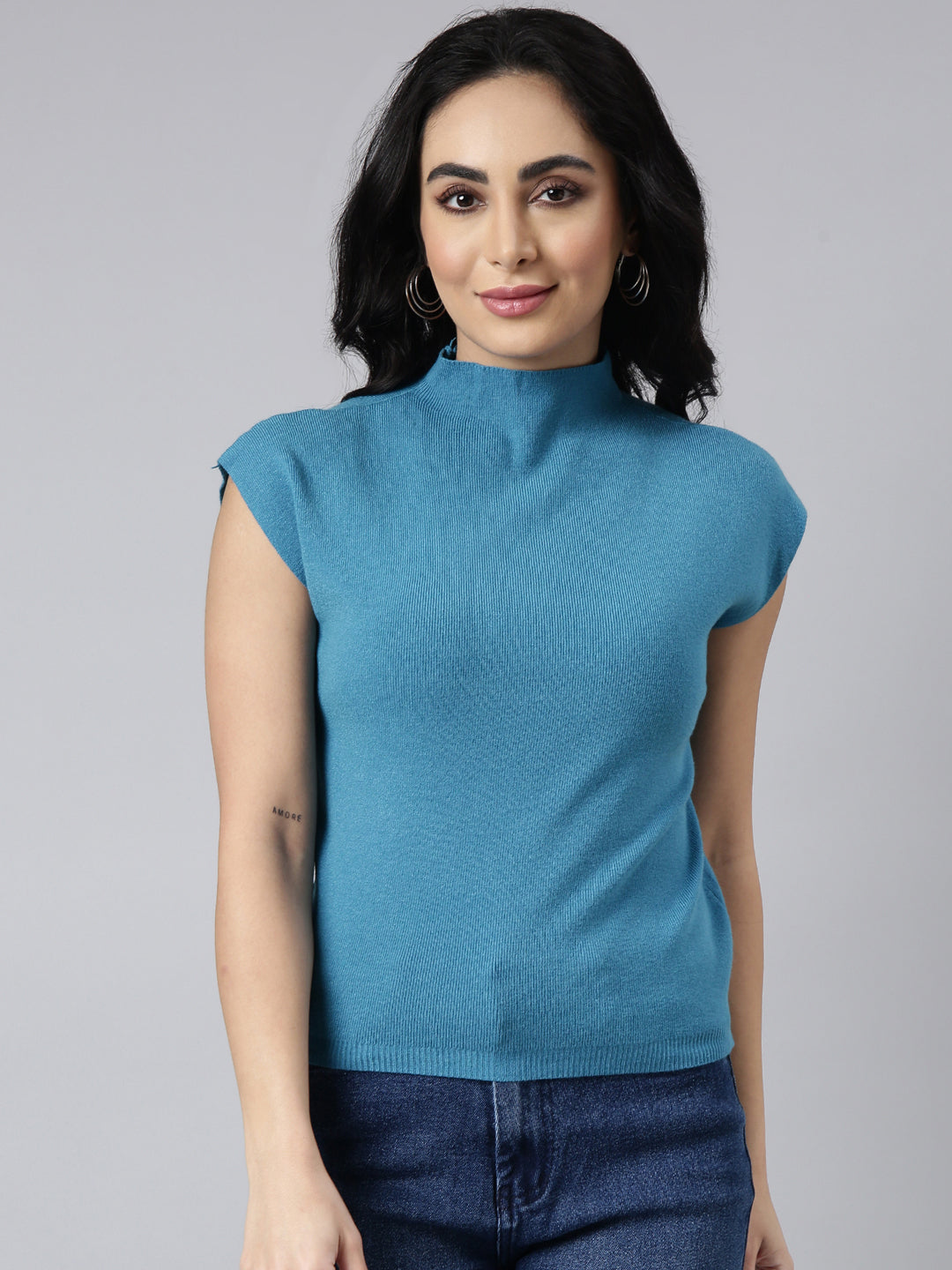 Women's Blue Solid Top