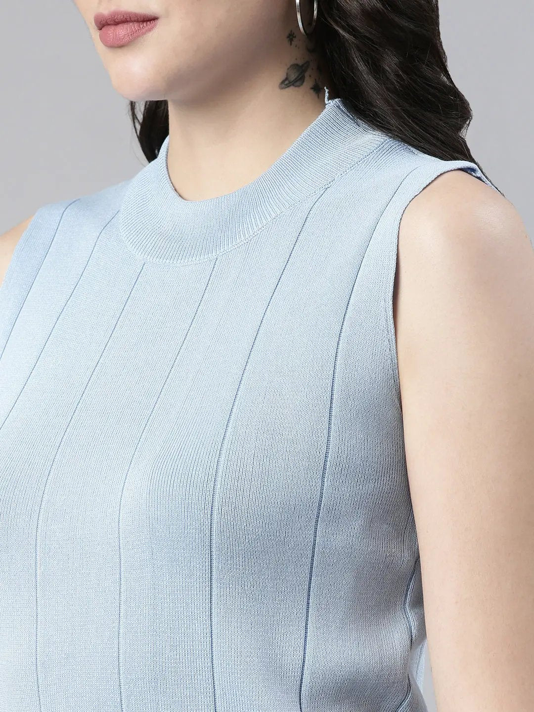 Women's High Neck Solid Sleeveless Regular Blue Top