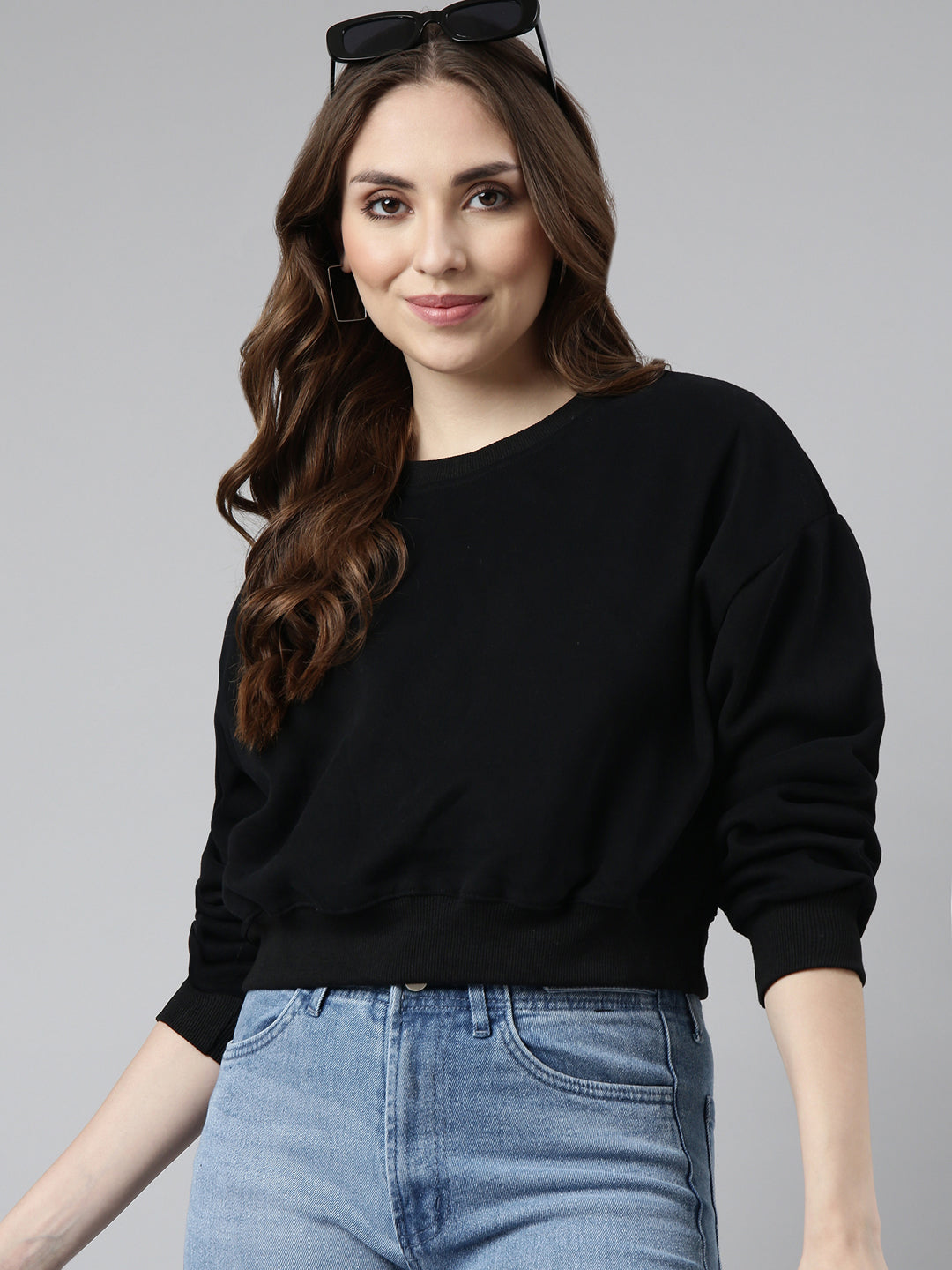 Women Black Solid Pullover Sweatshirt