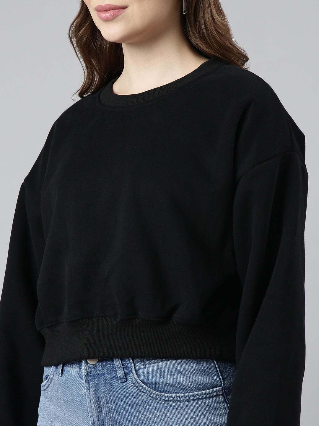 Women Black Solid Pullover Sweatshirt