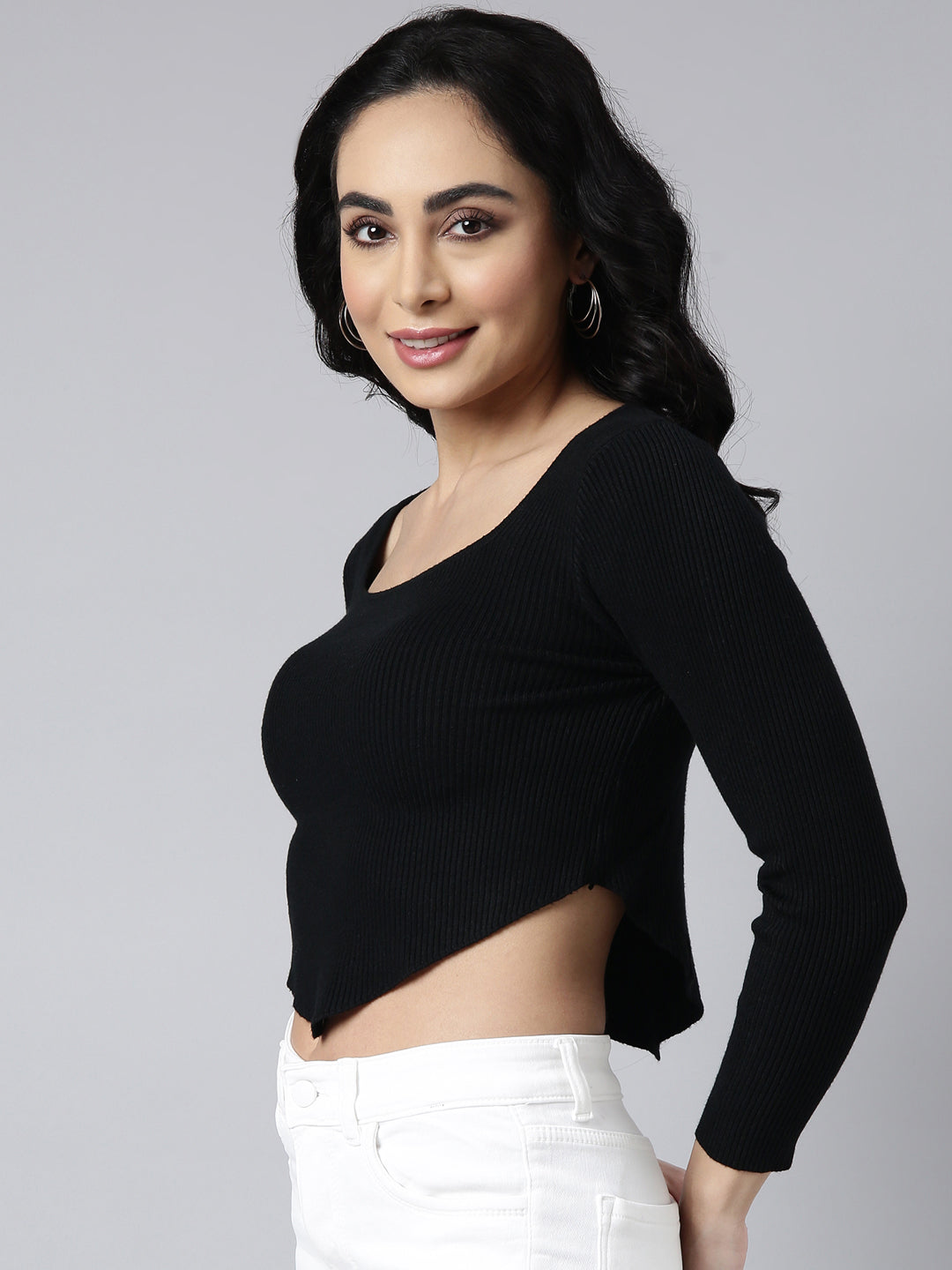 Women's Black Solid Fitted Crop Top