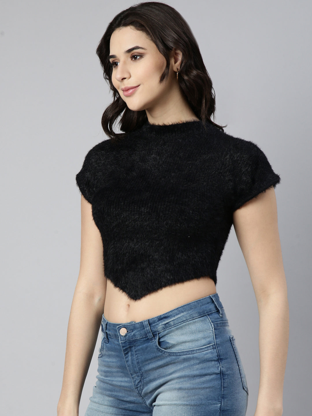 Women Solid Black Crop Top