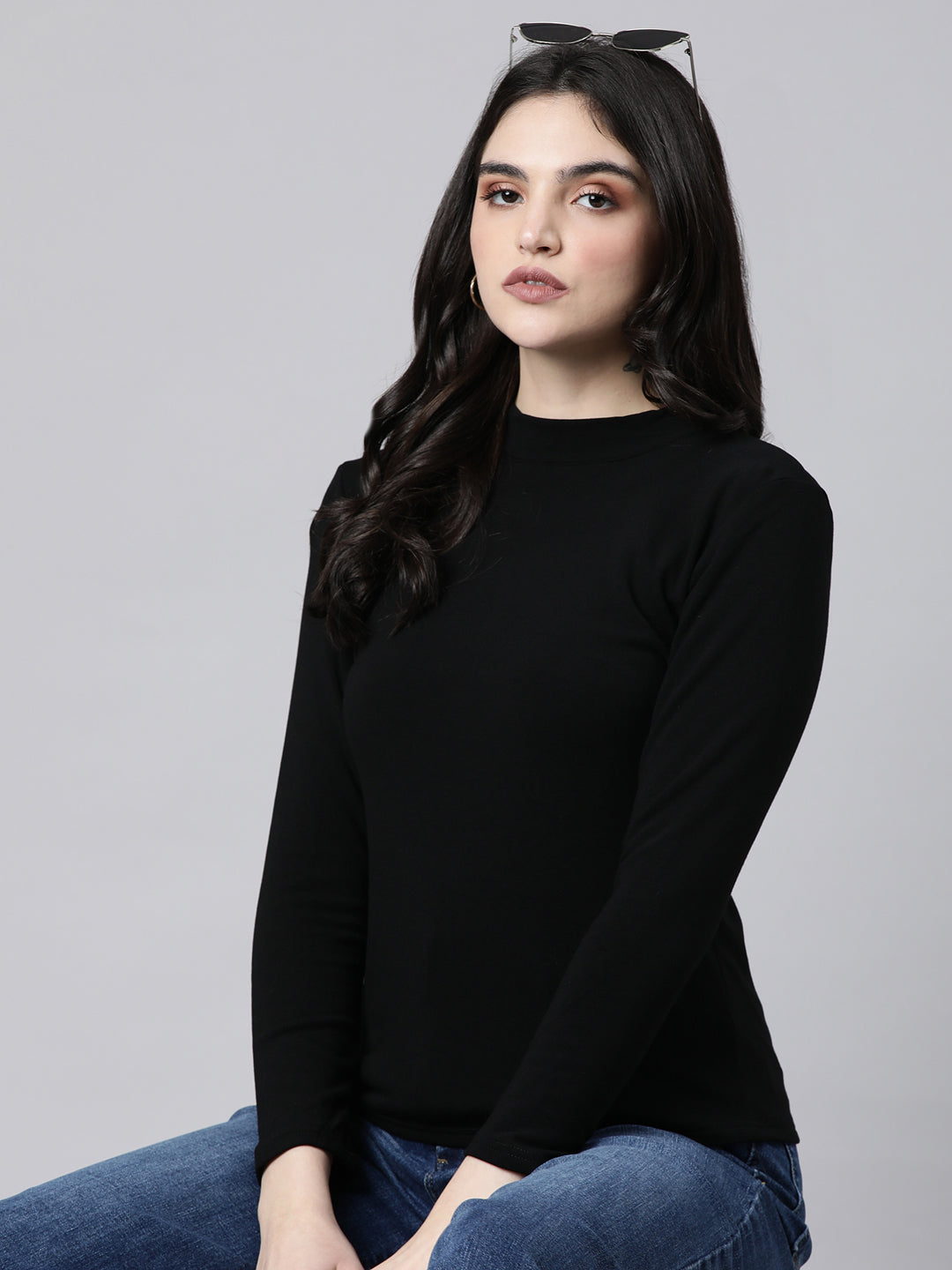 Women Solid Black Top