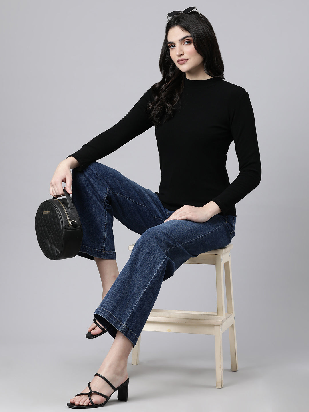 Women Solid Black Top