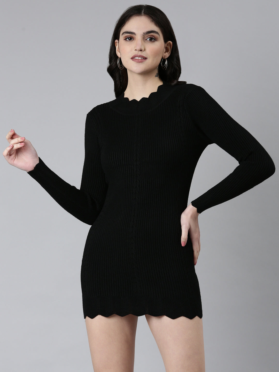 Women's Black Solid Bodycon Dress