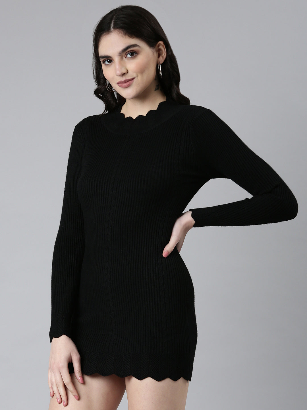 Women's Black Solid Bodycon Dress