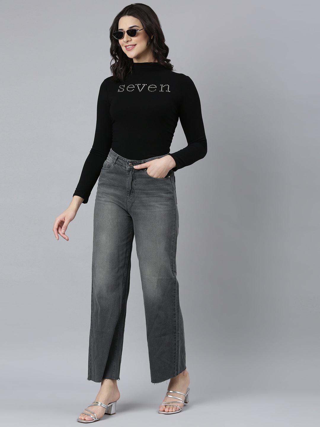 Women Solid Black Fitted Top