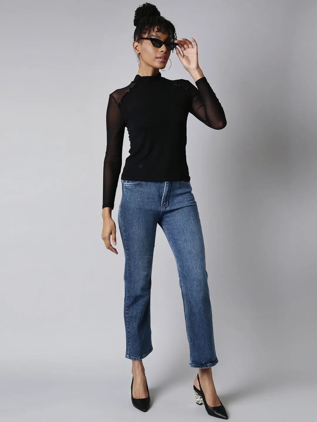 Women's Black Solid Fitted Top
