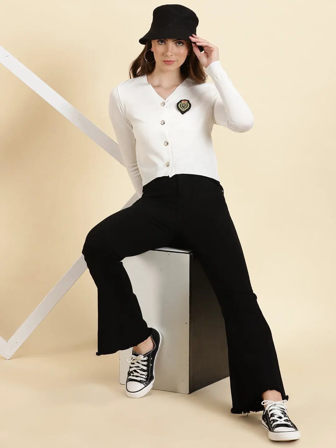Women's White Solid Front-Open Sweater