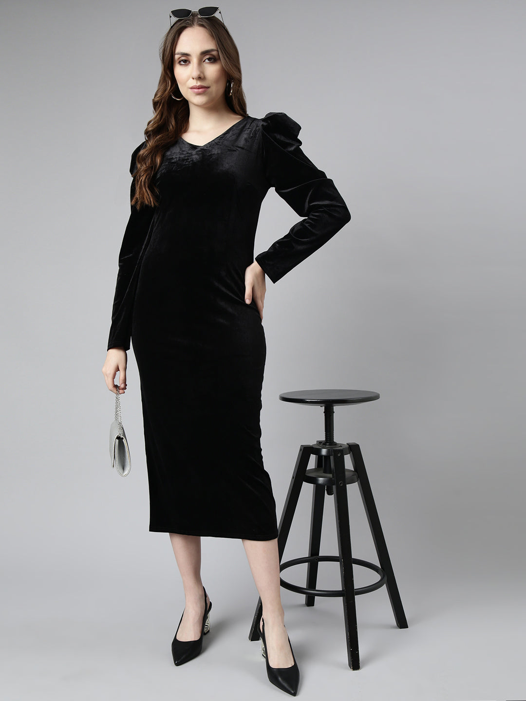 Women Black Solid Bodycon Dress