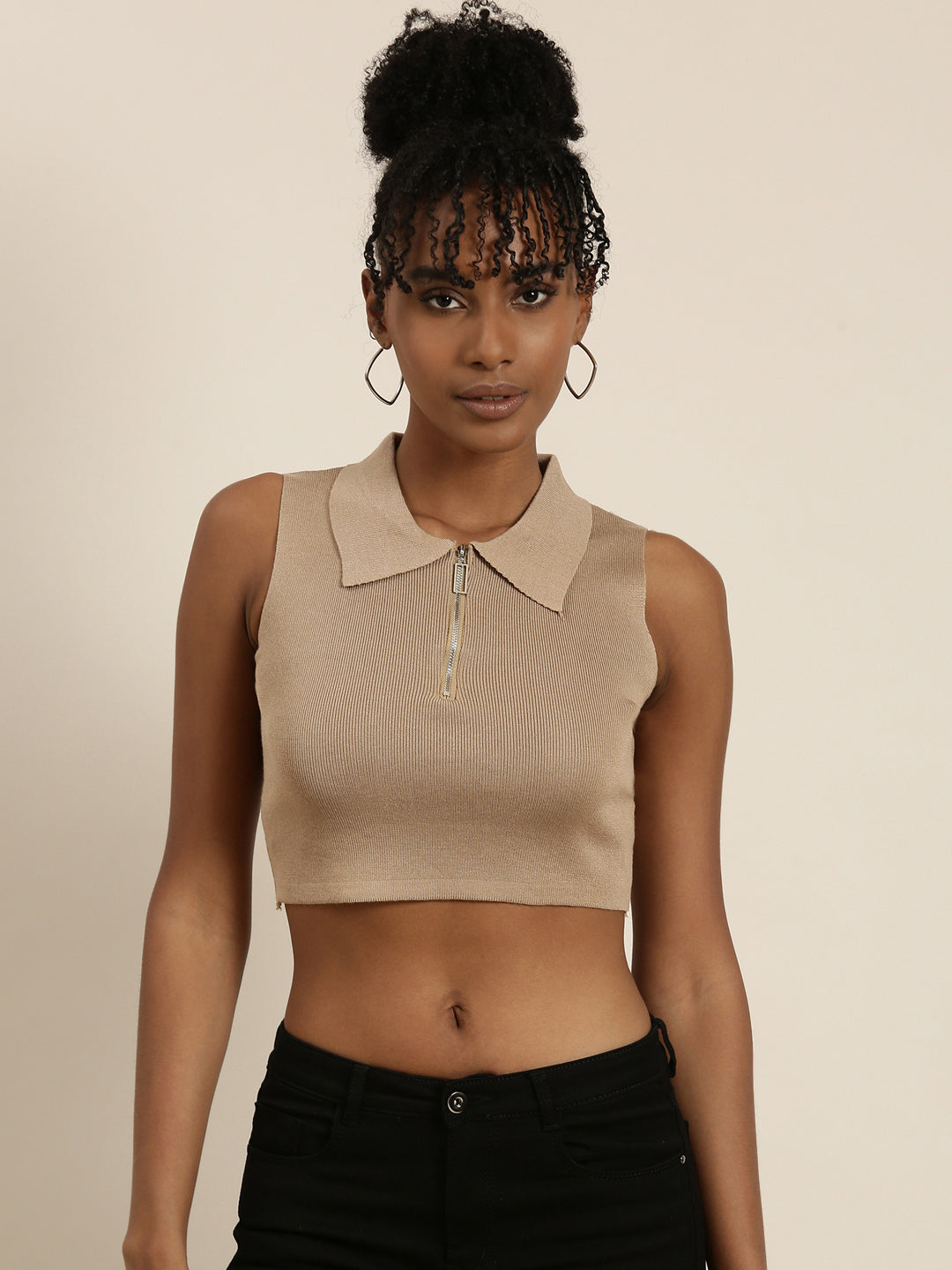 SHOWOFFFF Women's Shirt Collar Solid Sleeveless Fitted Tan Crop Top