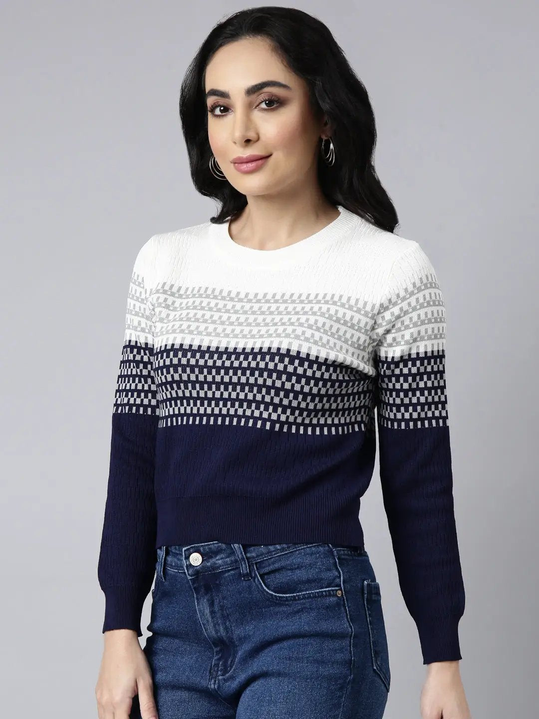 Women's Navy Blue Geometric Fitted Top
