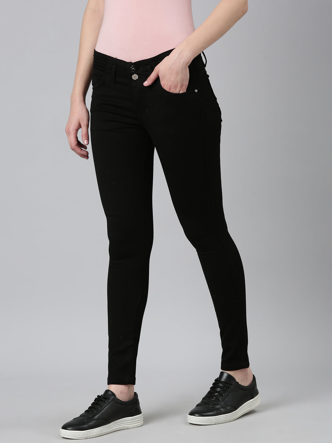 Women Black Solid Slim Fit Denim Jeans