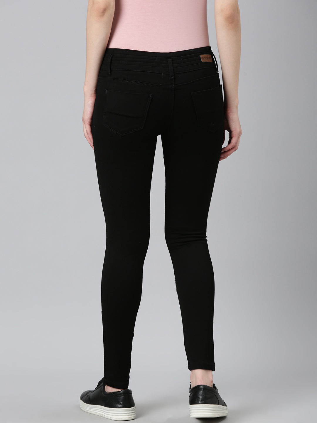 Women Black Solid Slim Fit Denim Jeans