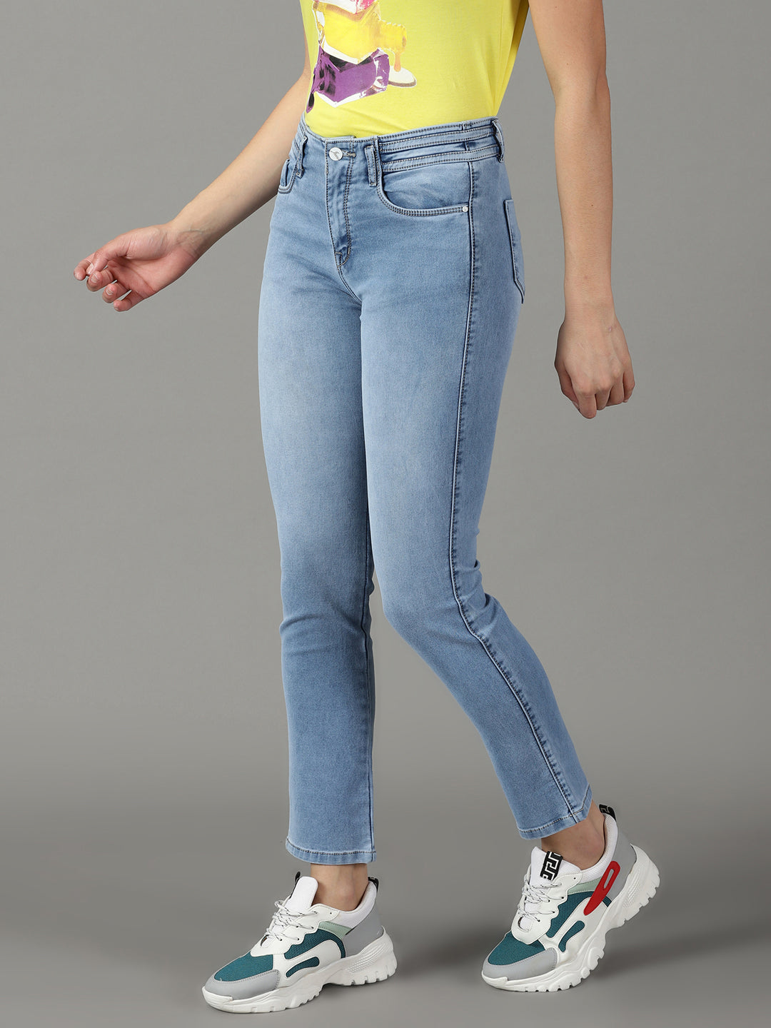 Women's Blue Solid Fit Denim Jeans