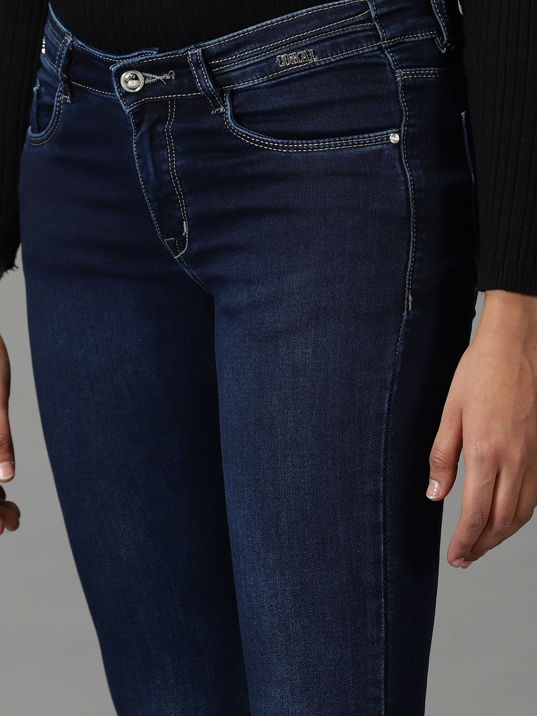 Women's Navy Blue Solid Slim Fit Denim Jeans