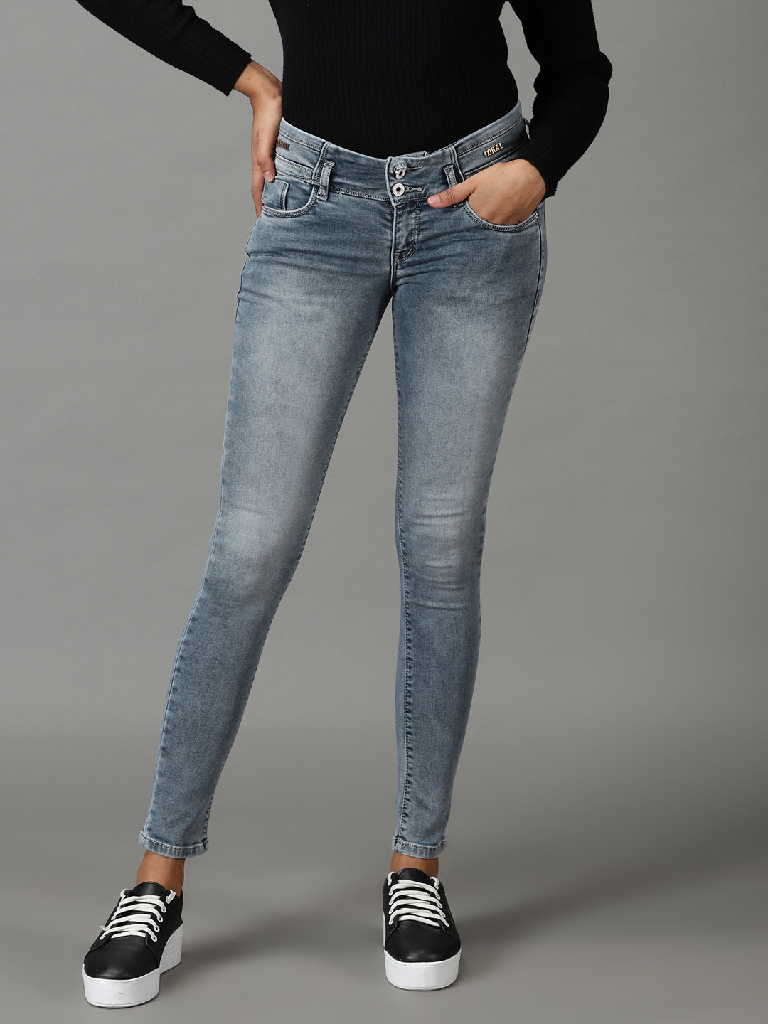 Women's Grey Solid Slim Fit Denim Jeans