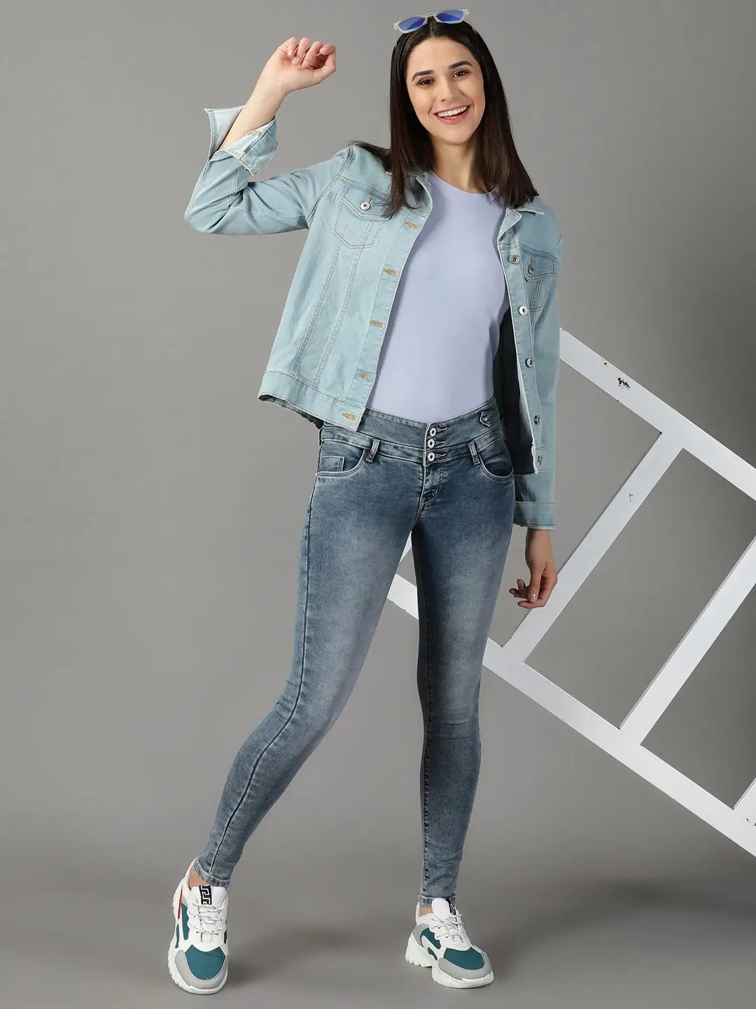 Women's Grey Solid Skinny Fit Denim Jeans