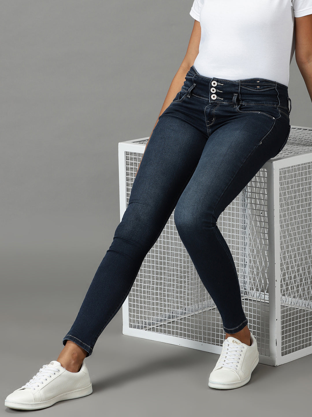 Women's Navy Blue Solid Slim Fit Denim Jeans