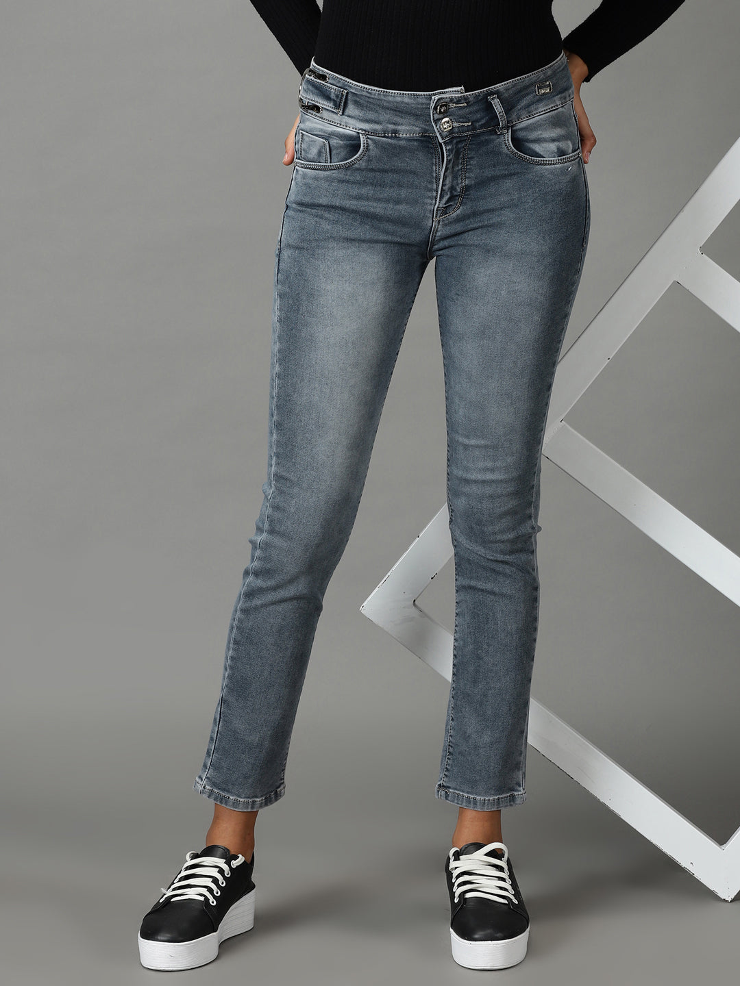 Women's Grey Solid Regular Fit Denim Jeans