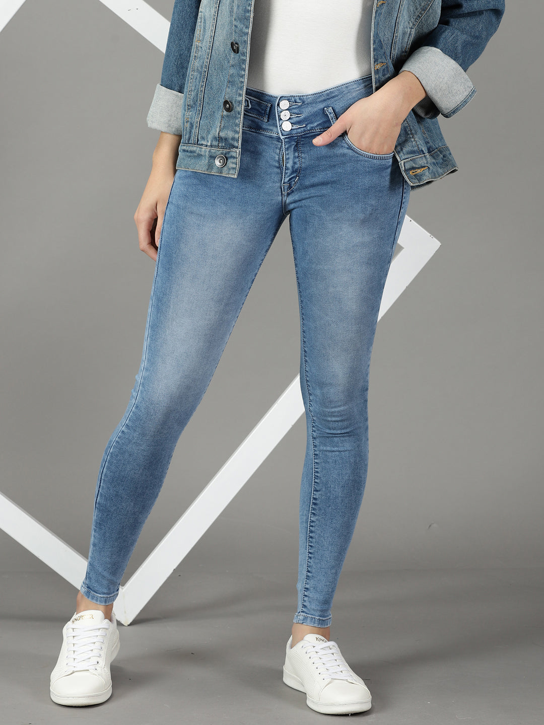 Women's Blue Solid Slim Fit Denim Jeans