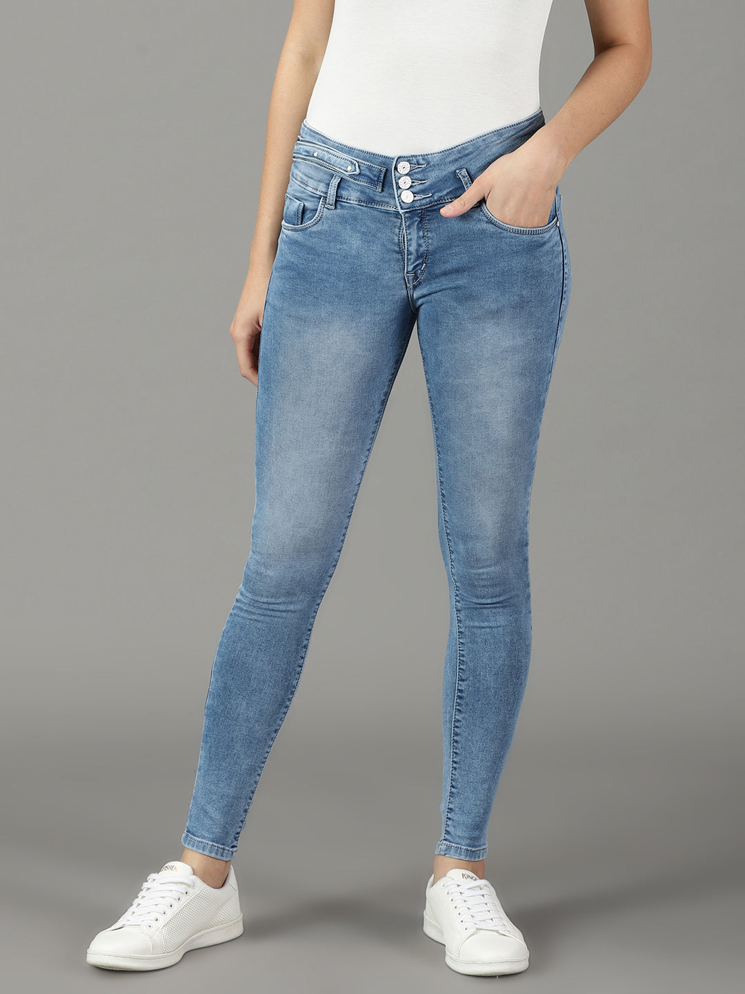 Women's Blue Solid Slim Fit Denim Jeans