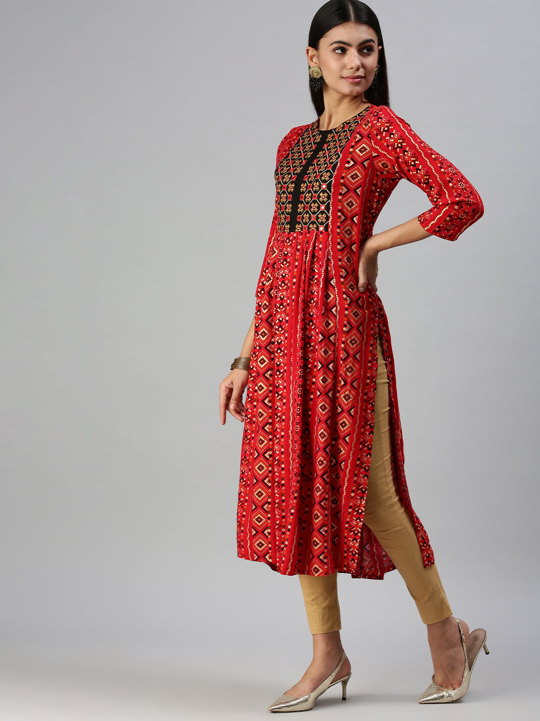 Women's Red Printed Straight Kurta